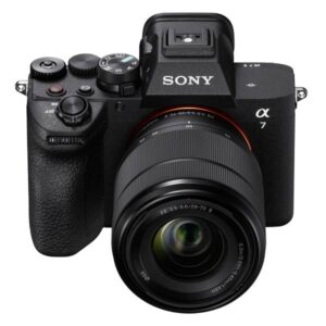 Sony Alpha 7 V and FE 28-70mm f/3.5-5.6 OSS II